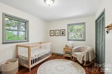38 Nixon Terrace Asheville NC 28805