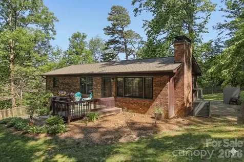 38 Nixon Terrace Asheville NC 28805