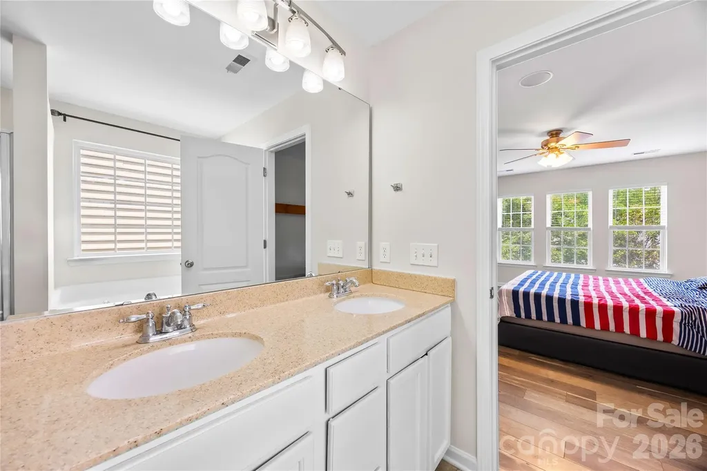 6428 Manitoba Lane Charlotte NC 28277