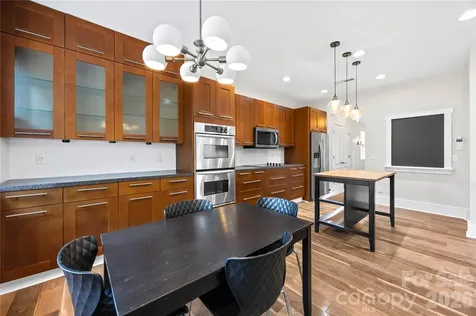 6428 Manitoba Lane Charlotte NC 28277