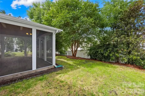 6428 Manitoba Lane Charlotte NC 28277