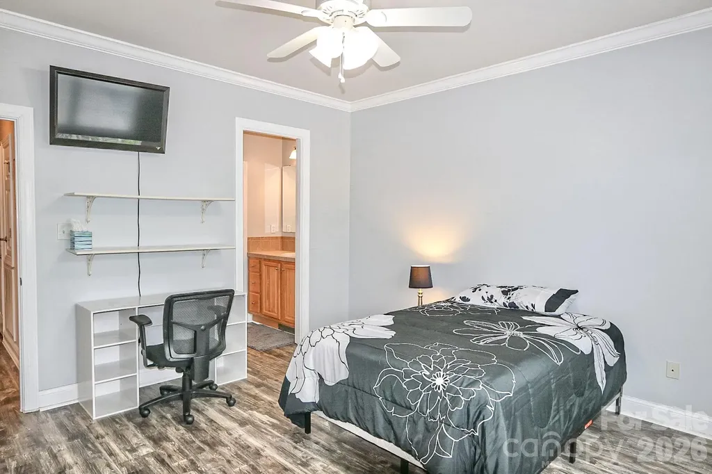 3127 Yorkshire Lane Boonville NC 27011