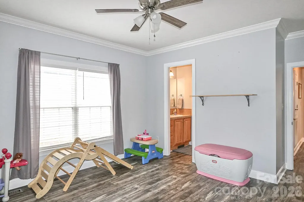 3127 Yorkshire Lane Boonville NC 27011