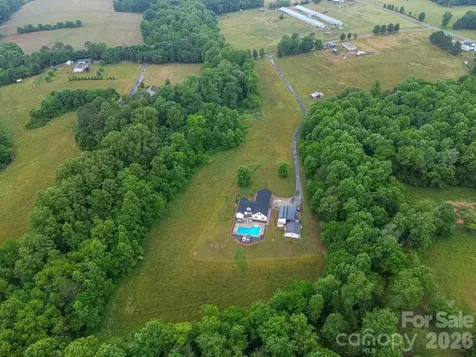 3127 Yorkshire Lane Boonville NC 27011