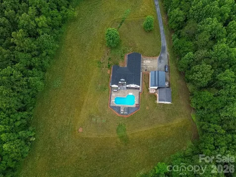 3127 Yorkshire Lane Boonville NC 27011