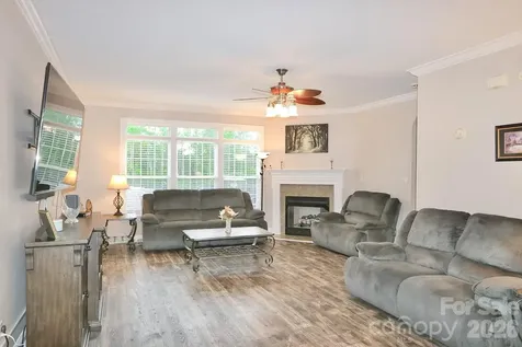 3127 Yorkshire Lane Boonville NC 27011