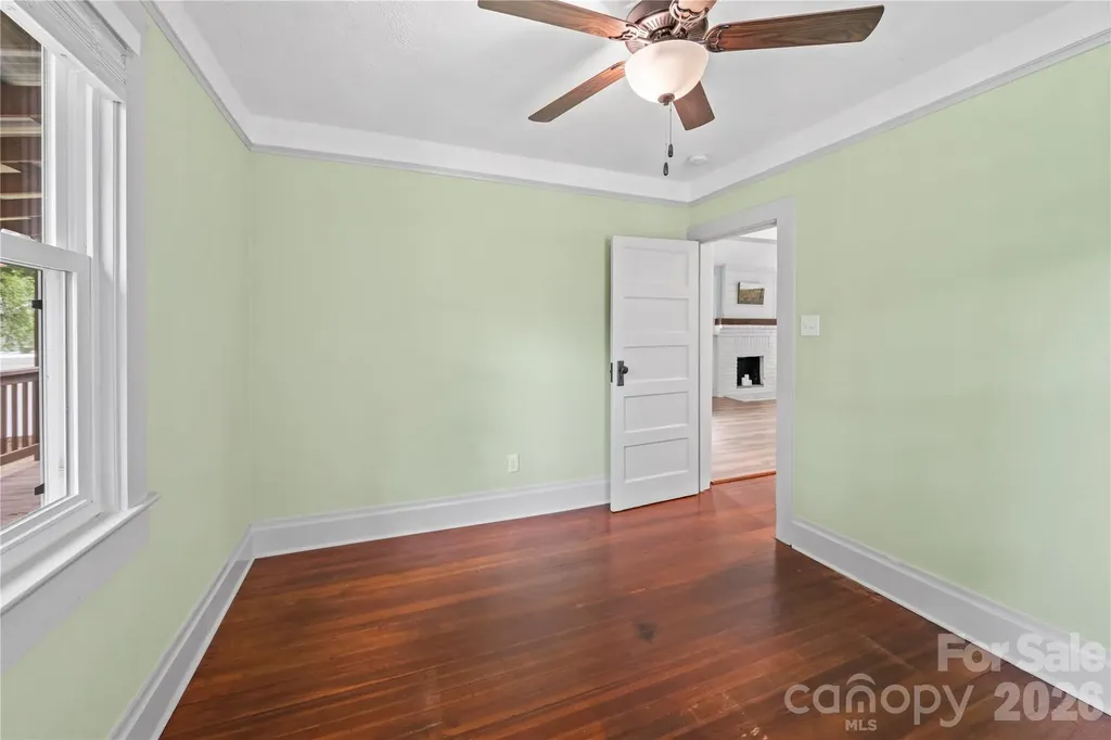 130 Winston Avenue Asheville NC 28803