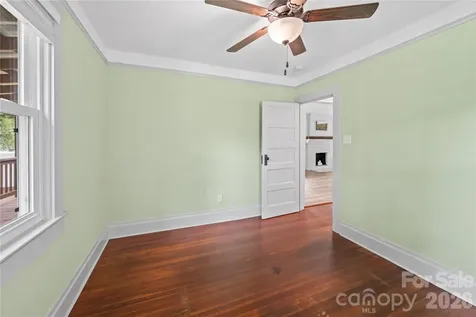 130 Winston Avenue Asheville NC 28803
