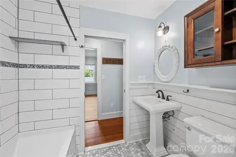 130 Winston Avenue Asheville NC 28803