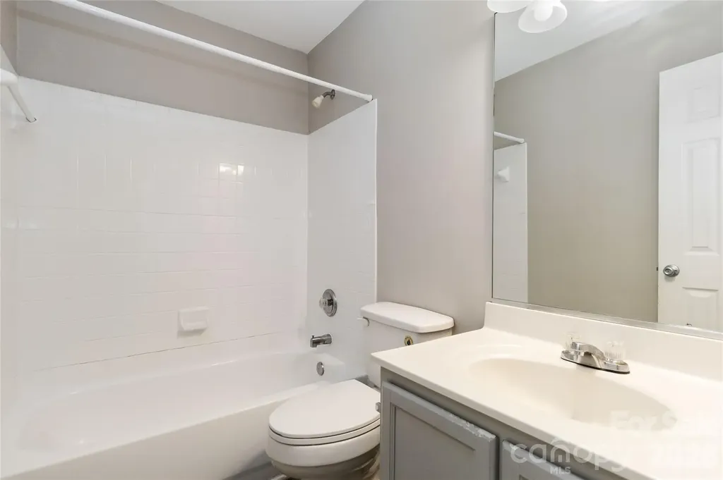 2721 Fairstone Avenue Charlotte NC 28269