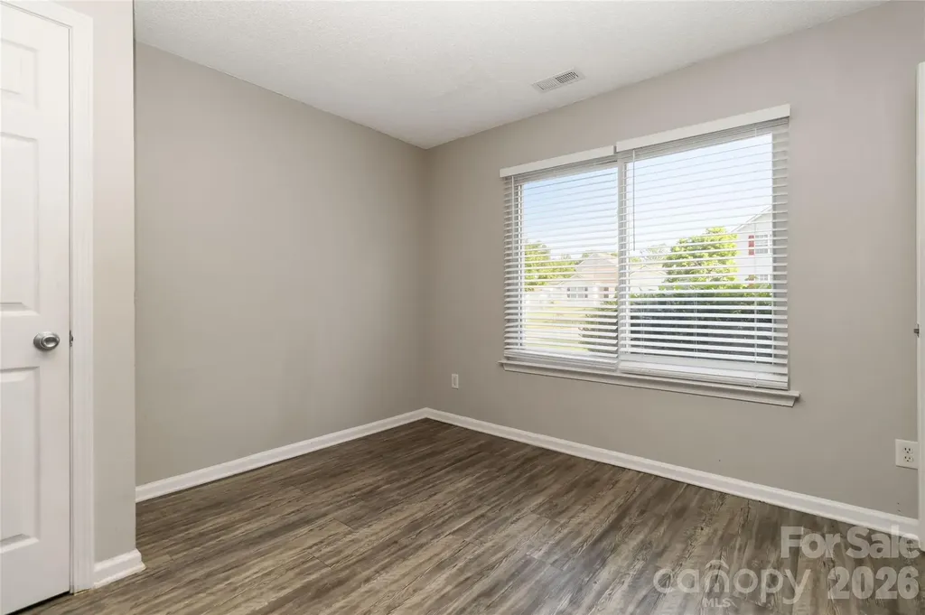 2721 Fairstone Avenue Charlotte NC 28269