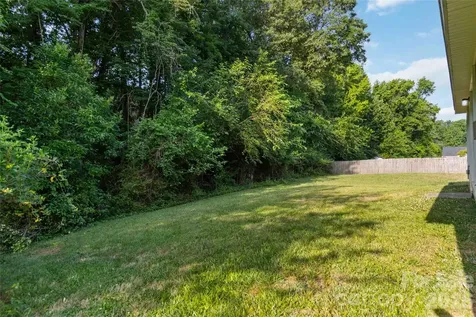 2721 Fairstone Avenue Charlotte NC 28269