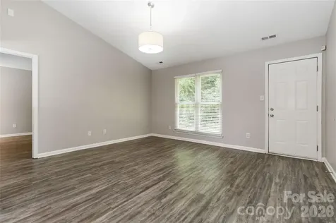 2721 Fairstone Avenue Charlotte NC 28269