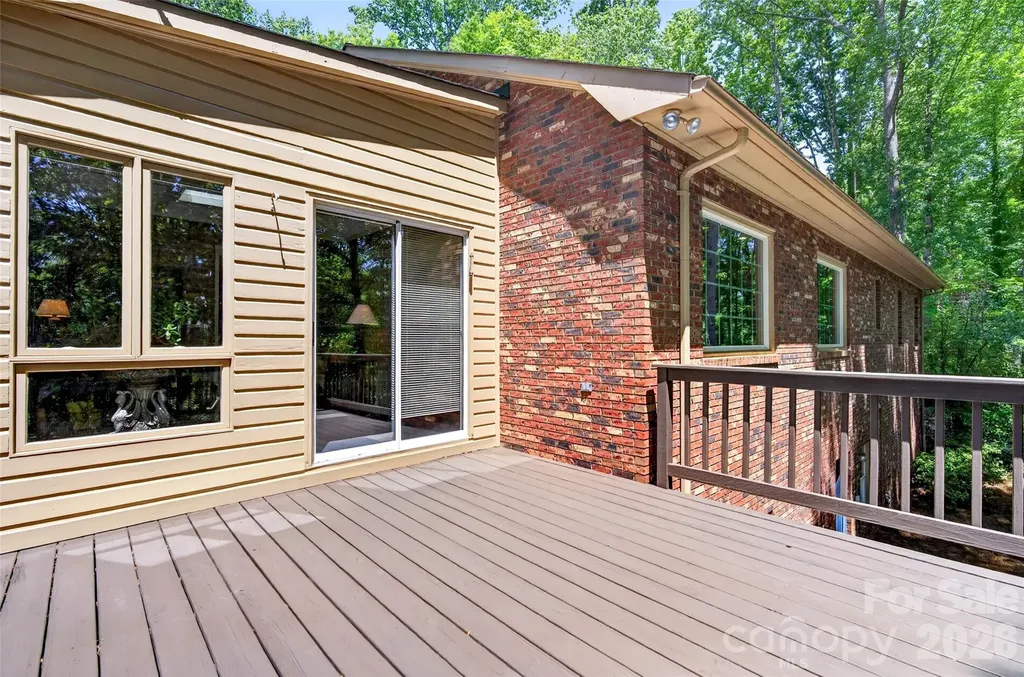 989 Hampton Place Mooresville NC 28115