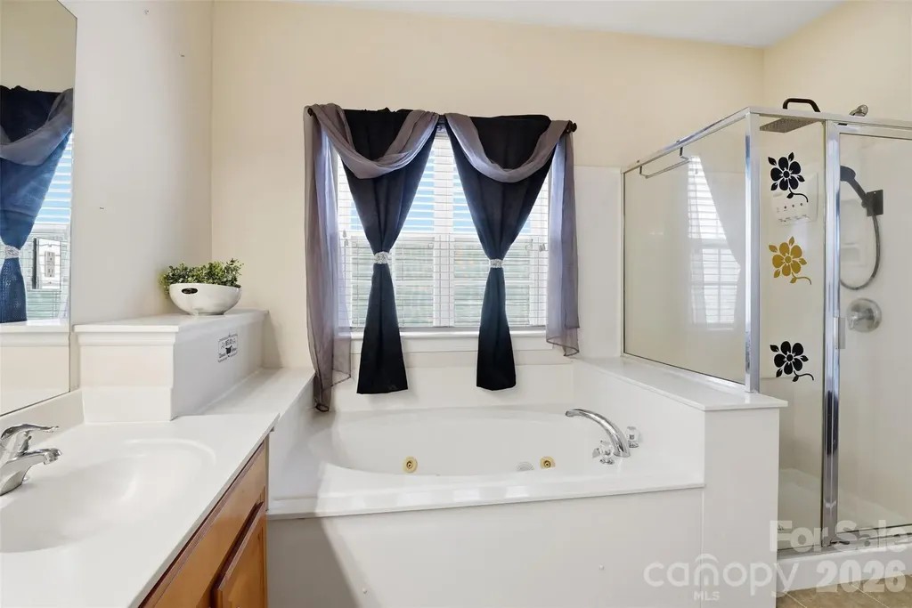 11144 Huntington Meadow Lane Charlotte NC 28273