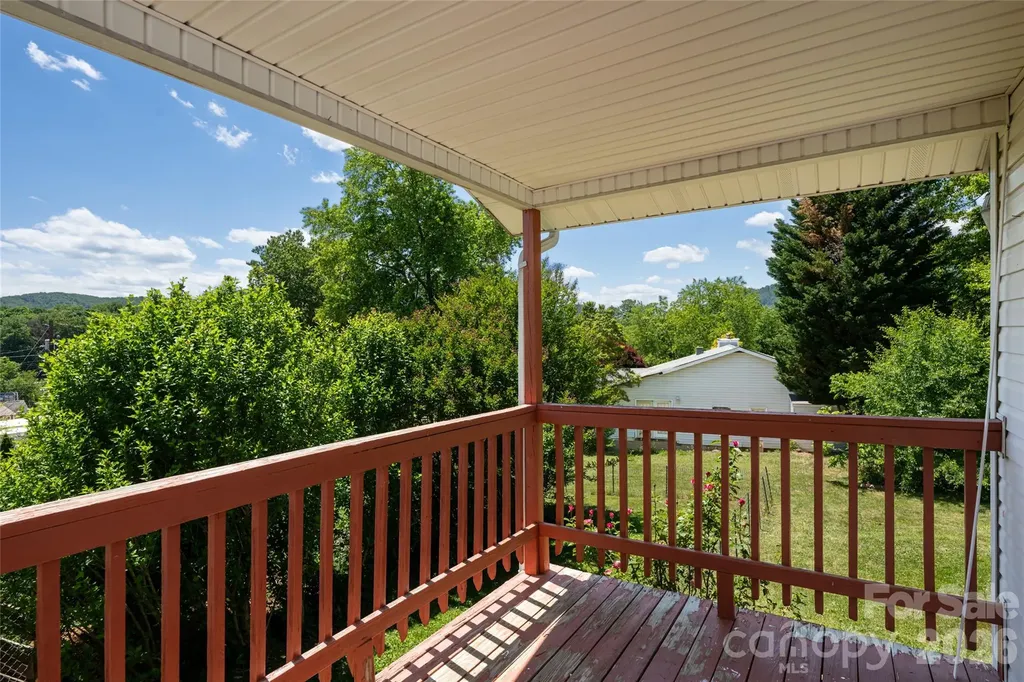 106 Aloha Circle Extension Candler NC 28715