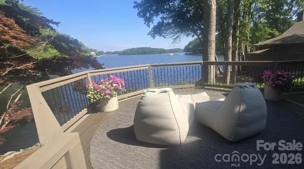 449 Windward Drive Davidson NC 28036