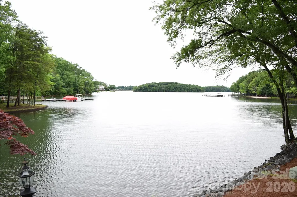 449 Windward Drive Davidson NC 28036