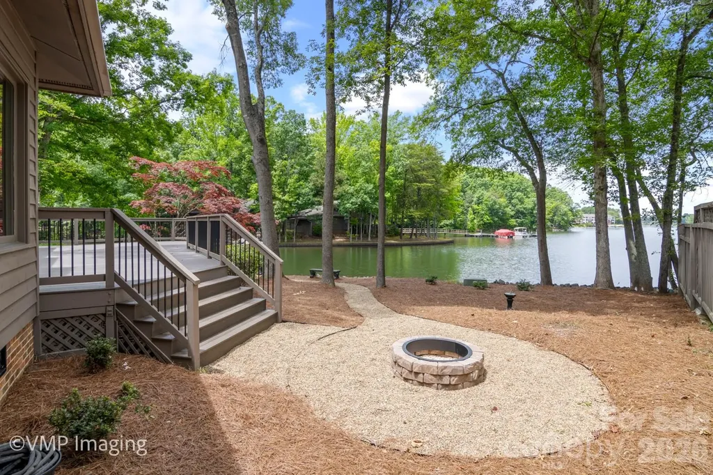 449 Windward Drive Davidson NC 28036