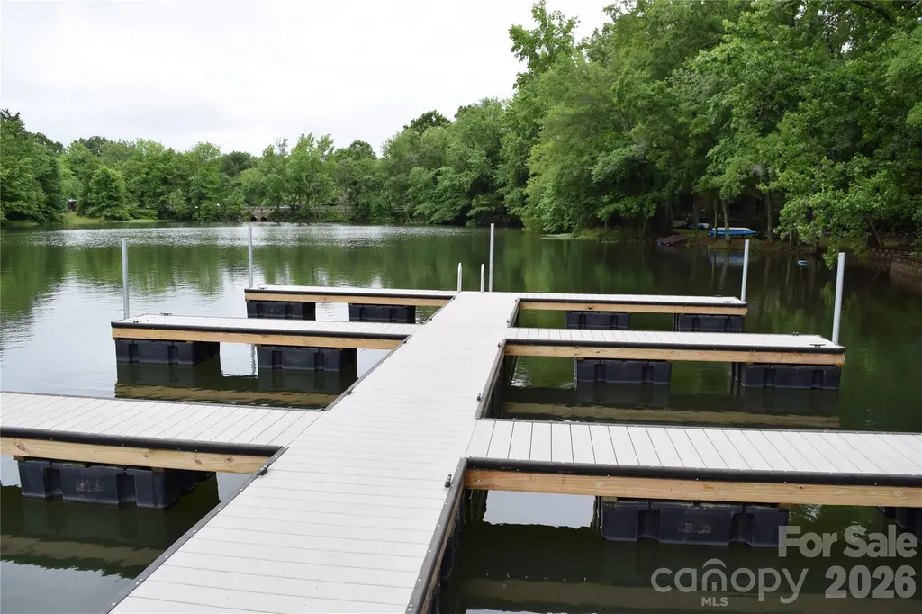 449 Windward Drive Davidson NC 28036