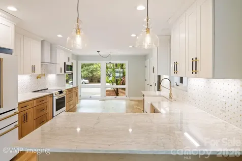449 Windward Drive Davidson NC 28036