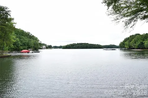 449 Windward Drive Davidson NC 28036