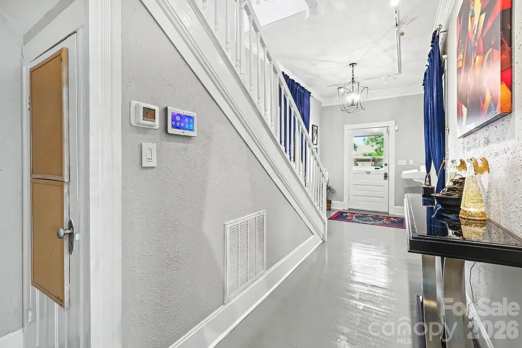 601 College Avenue SW Lenoir NC 28645