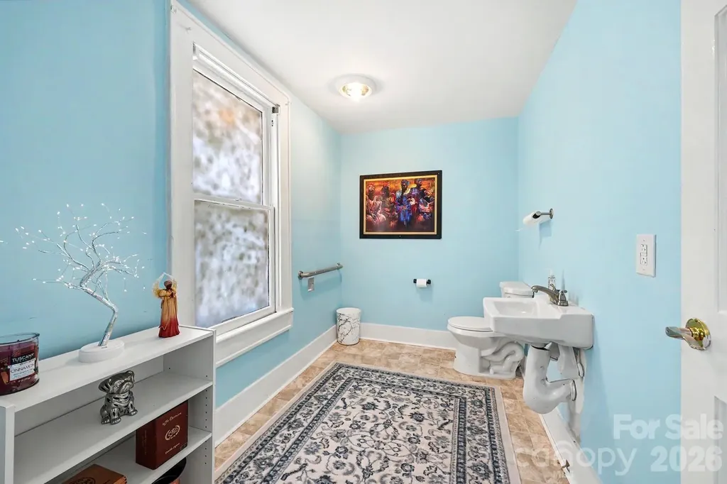 601 College Avenue SW Lenoir NC 28645