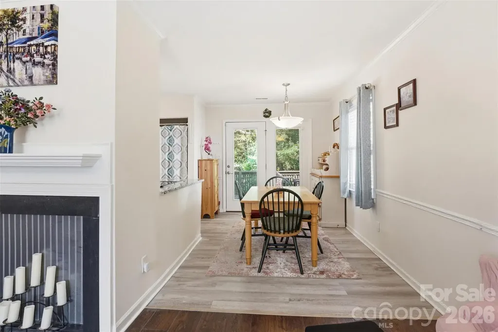 6027 Crape Myrtle Lane Charlotte NC 28216
