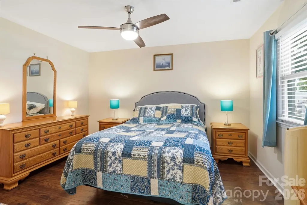 6027 Crape Myrtle Lane Charlotte NC 28216