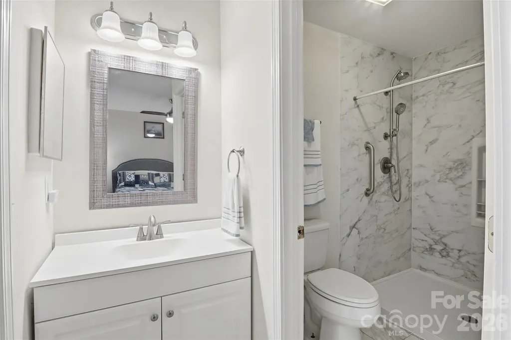 6027 Crape Myrtle Lane Charlotte NC 28216