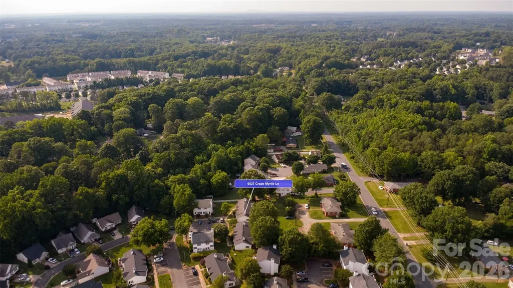 6027 Crape Myrtle Lane Charlotte NC 28216