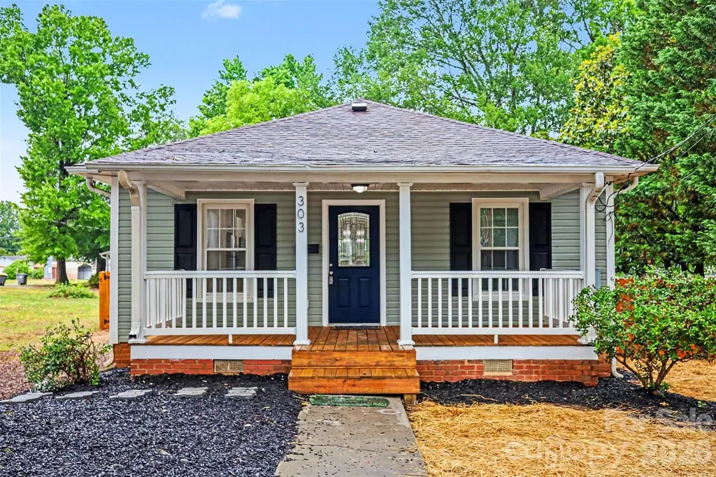 303 E 10th Street Kannapolis NC 28083