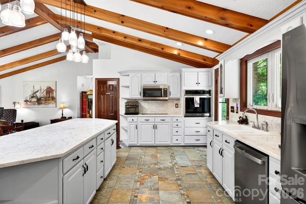 43 Charles Marlowe Drive Fairview NC 28730