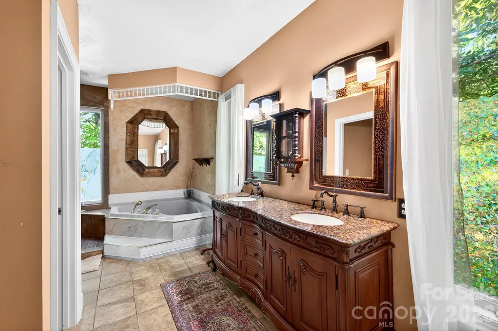 43 Charles Marlowe Drive Fairview NC 28730