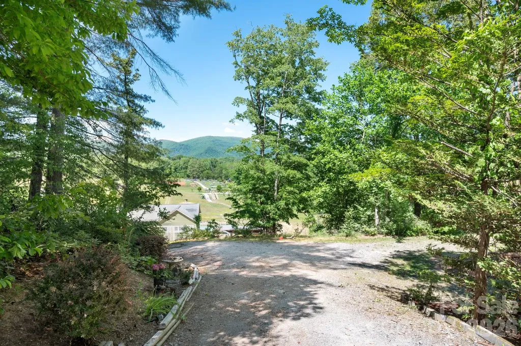 43 Charles Marlowe Drive Fairview NC 28730