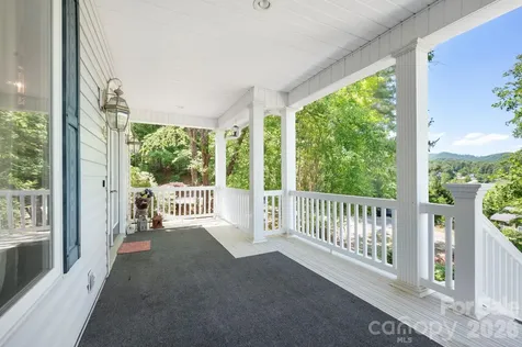 43 Charles Marlowe Drive Fairview NC 28730