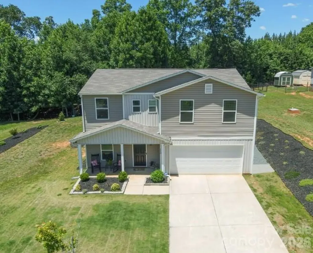 150 Four Andrews Drive Harmony NC 28634