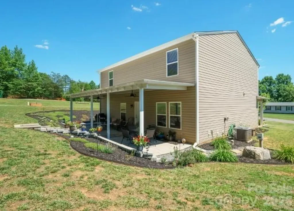 150 Four Andrews Drive Harmony NC 28634