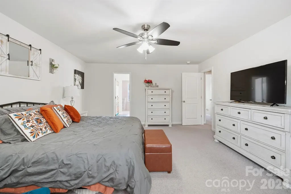 150 Four Andrews Drive Harmony NC 28634