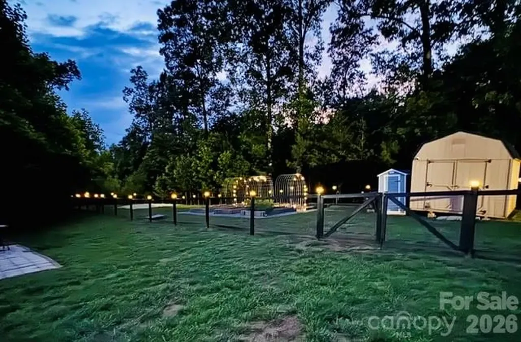 150 Four Andrews Drive Harmony NC 28634