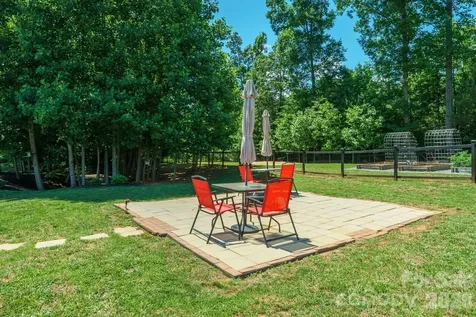 150 Four Andrews Drive Harmony NC 28634
