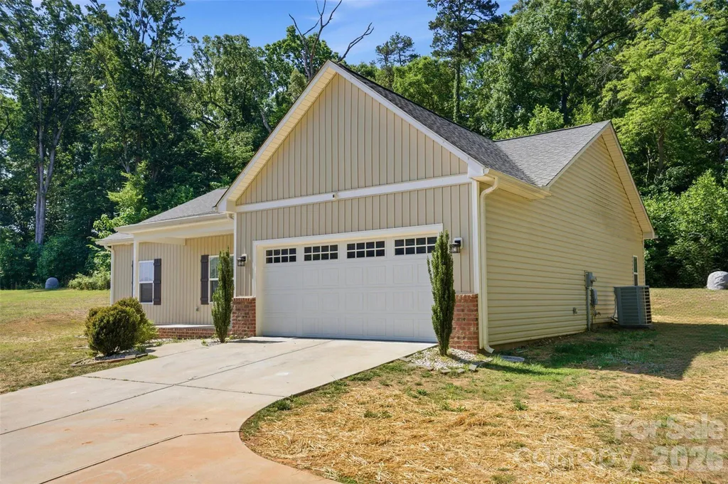 184 Watering Trough Road Statesville NC 28677