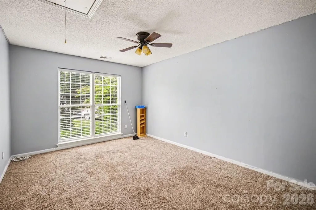 10026 Dauphine Drive Charlotte NC 28216