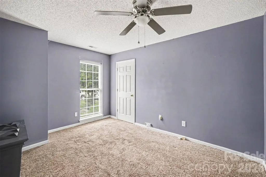 10026 Dauphine Drive Charlotte NC 28216