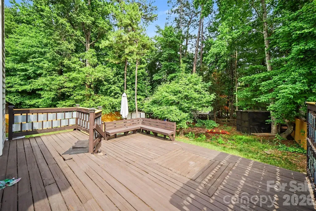 10026 Dauphine Drive Charlotte NC 28216
