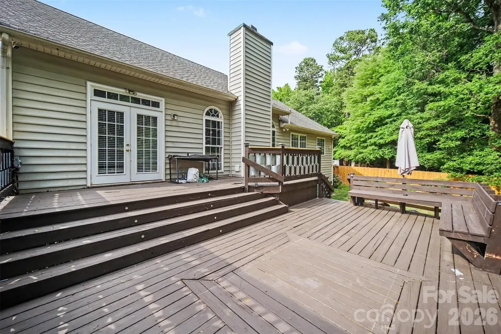 10026 Dauphine Drive Charlotte NC 28216