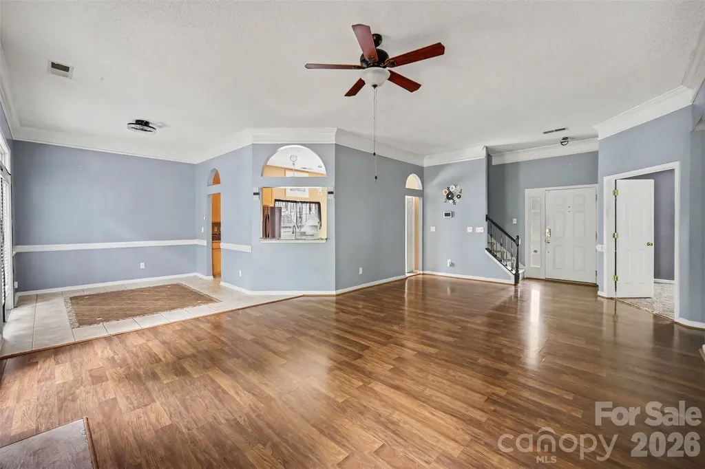 10026 Dauphine Drive Charlotte NC 28216