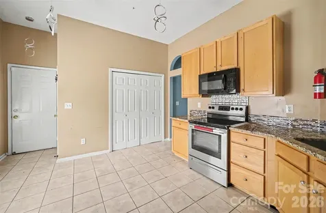 10026 Dauphine Drive Charlotte NC 28216