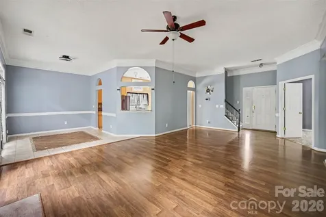 10026 Dauphine Drive Charlotte NC 28216